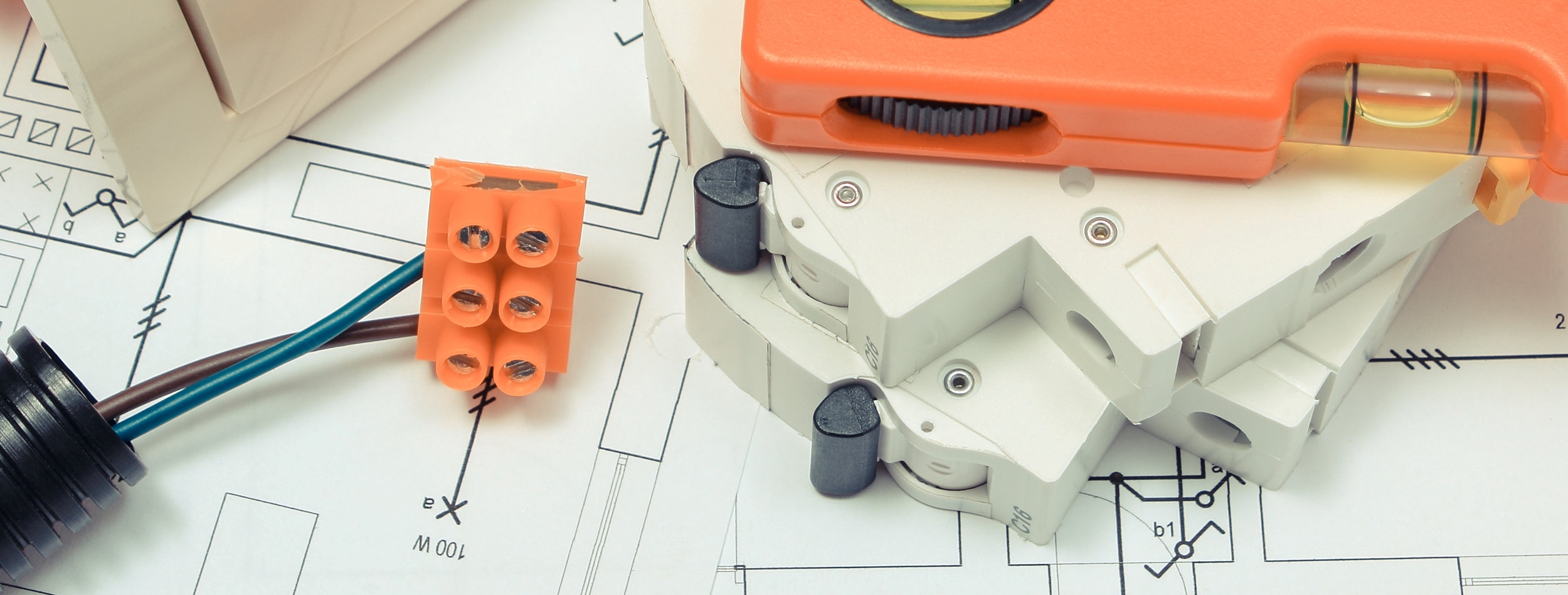 Components and accessories for electrical installations and construction diagrams of house