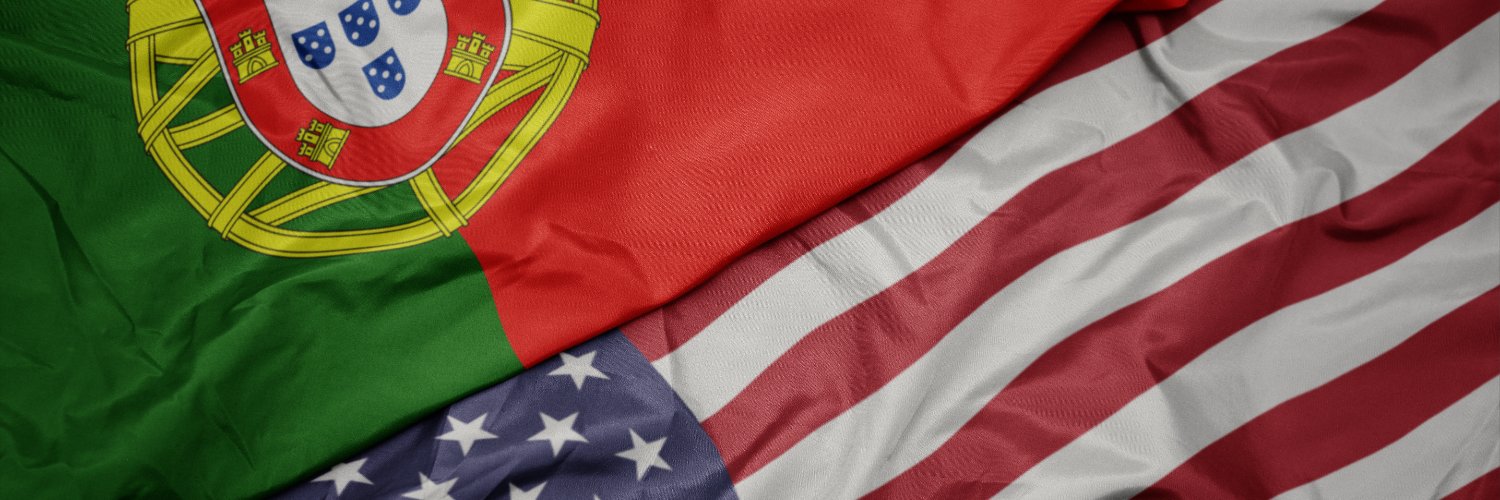Flags of Portugal and United States